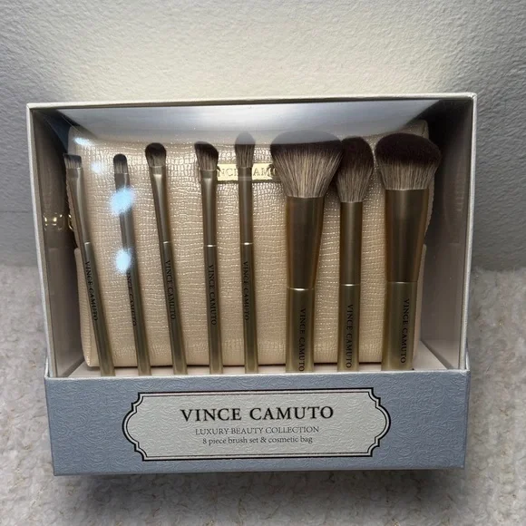 Vince Camuto Luxury beauty collection 8 pcs Brush set and 1 cosmetic bag - Picture 3 of 5